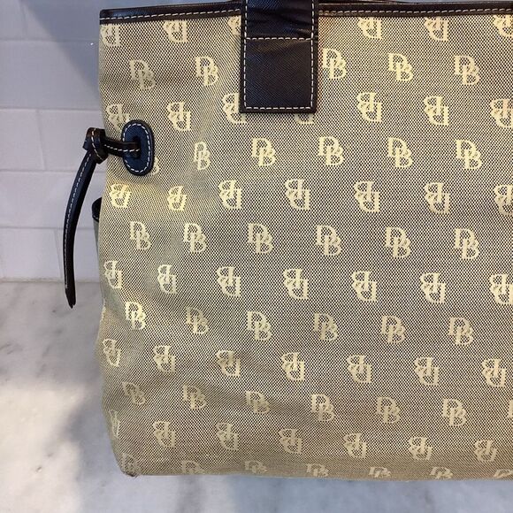 Dooney & Bourke Large Signature Monogram Logo June Bag - Picture 6 of 16